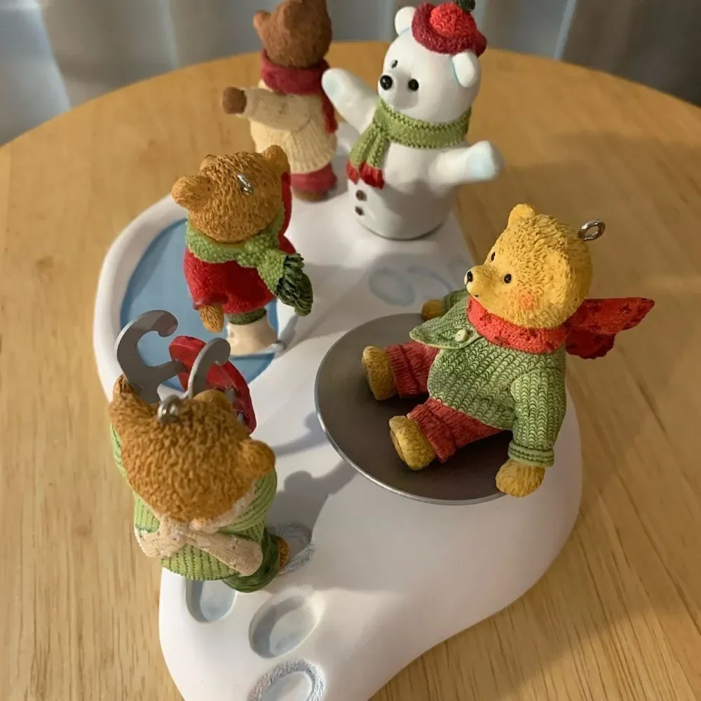 Holiday Hill Hallmark Keepsake Christmas Holiday Ornament Winter Display 5 Bears